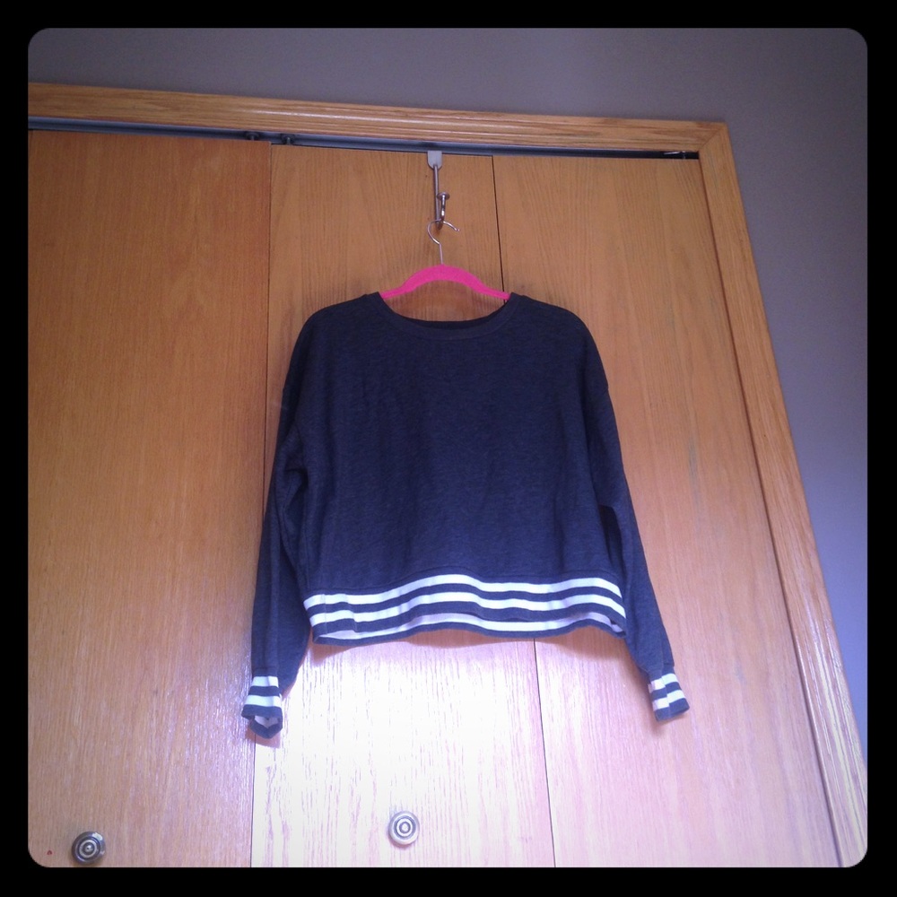 Crop top sweatshirt